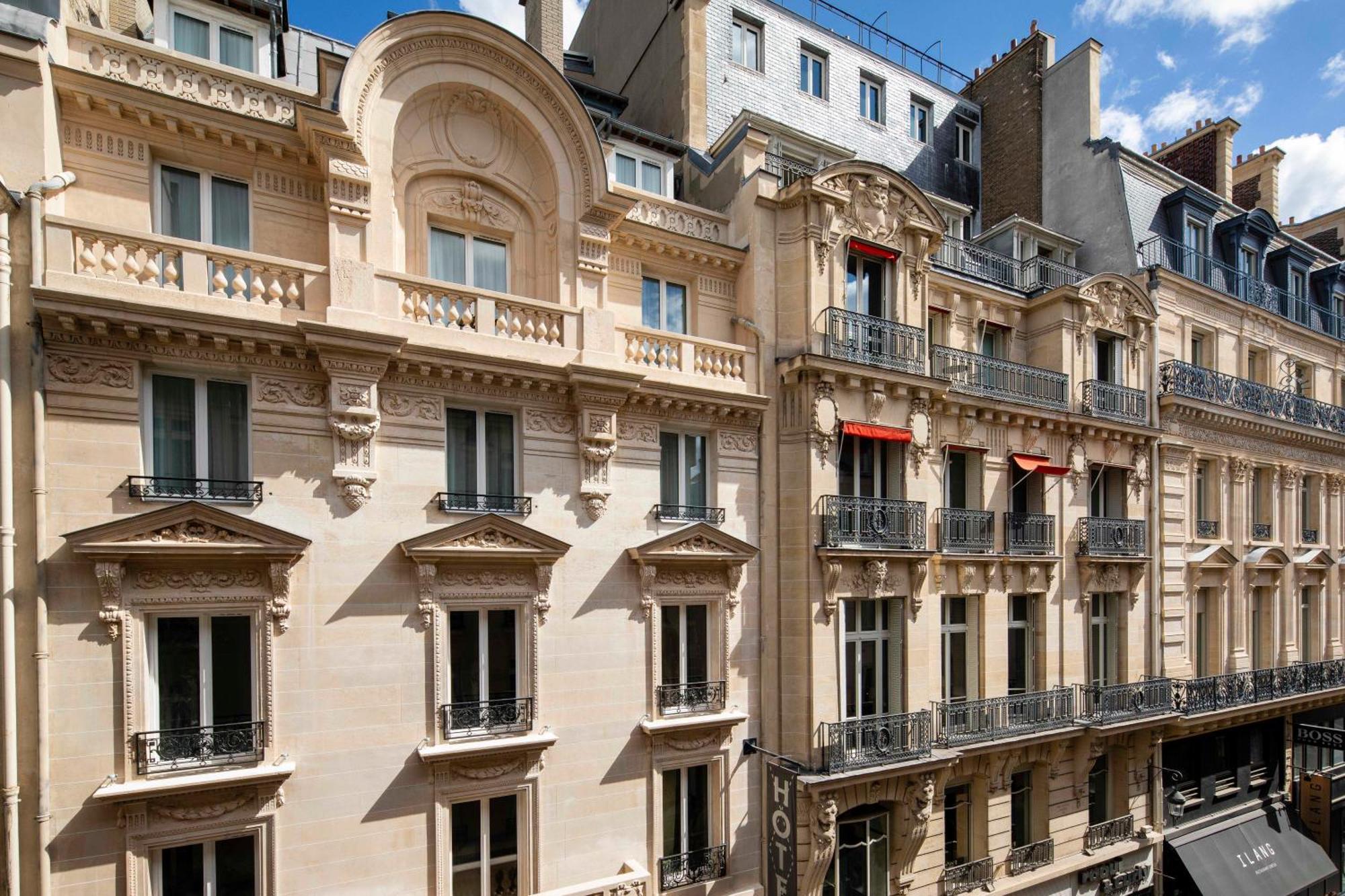 Daunou Opera 3*